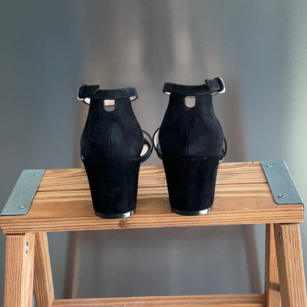 Stuart Weitzman Black Suede Sandal 7.5 - Picture 6 of 12
